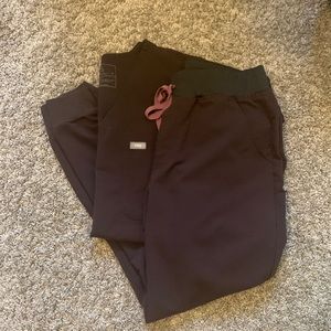 Figs Espresso Scrub Set